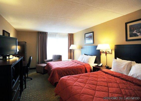 Comfort Inn & Suites Watertown - 1000 Islands Room photo